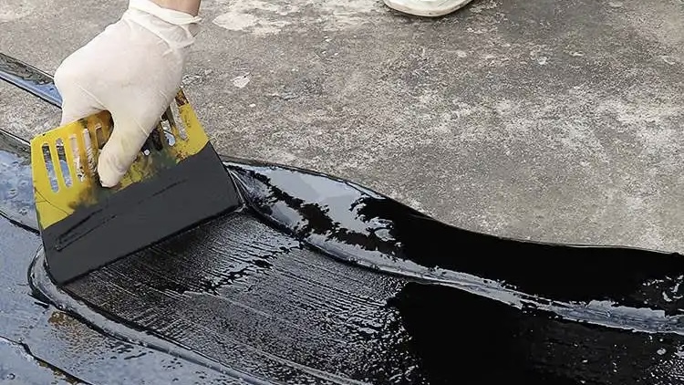 沥青防水涂料在施工过程中该注意什么？